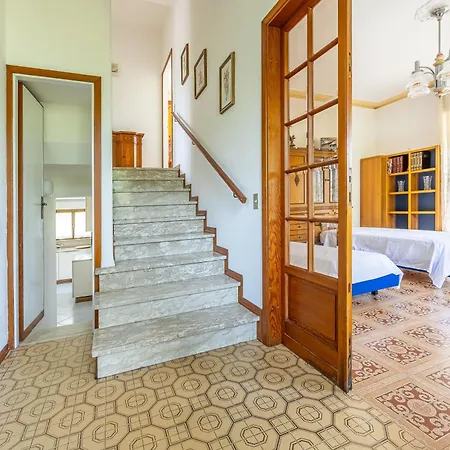 Clara - Ampio Giardino 8 Posti - Dei Marmi Villa Querceta