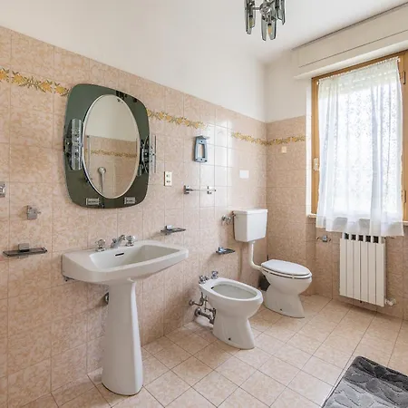 Villa Clara - Ampio Giardino 8 Posti - Dei Marmi