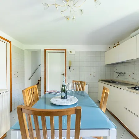 Villa Clara - Ampio Giardino 8 Posti - Dei Marmi